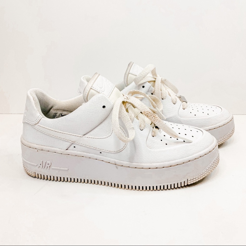 Nike Air Force 1 Sage Low Top Platform Triple White Sneakers Size 7 Women's
